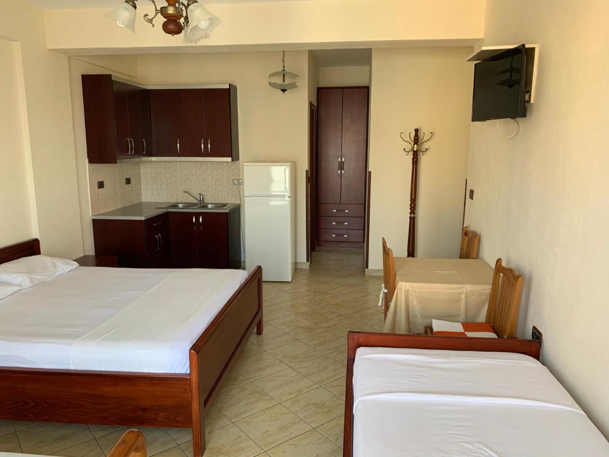 The First Hotel Saranda Exterior foto