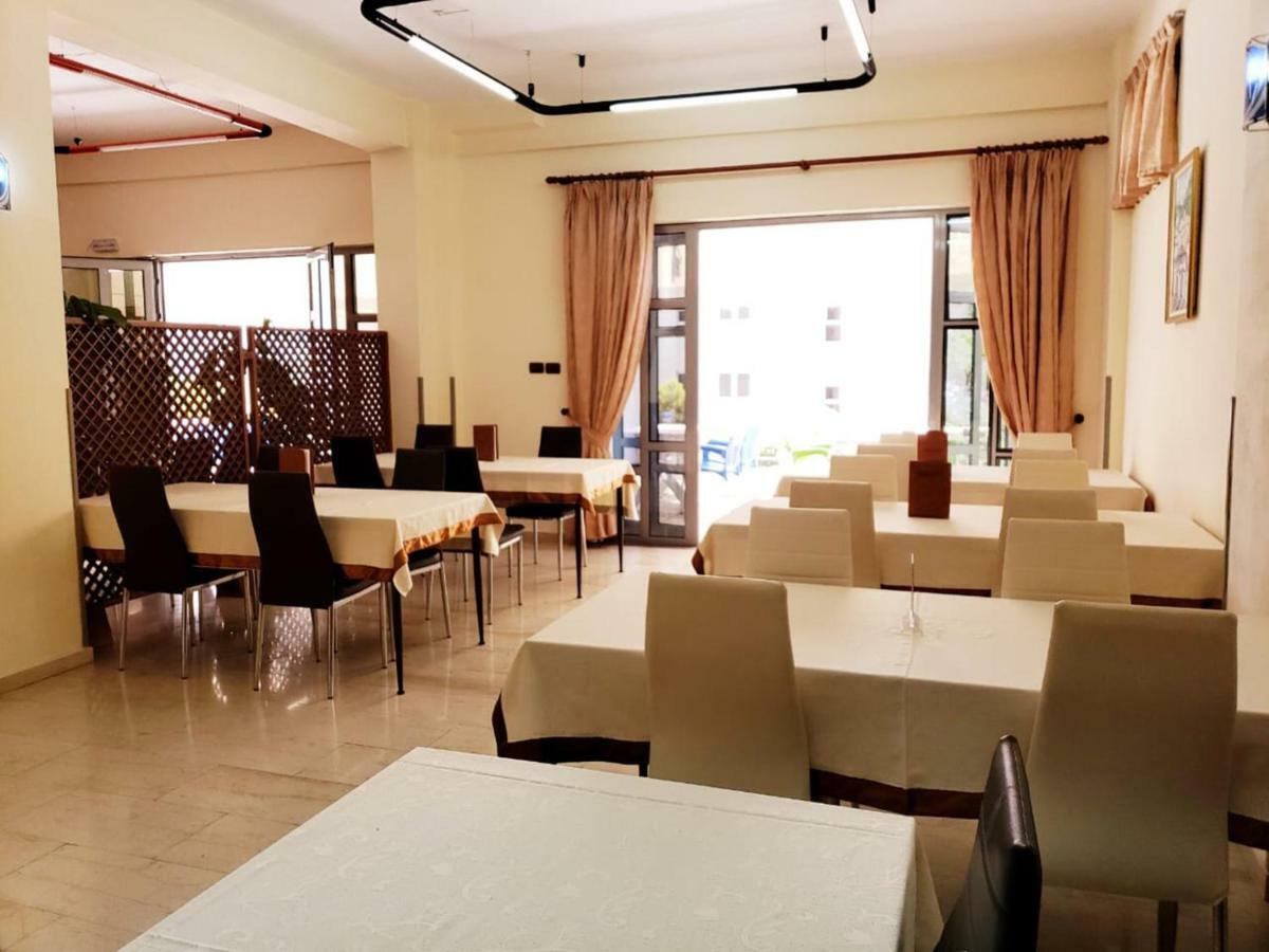 The First Hotel Saranda Exterior foto